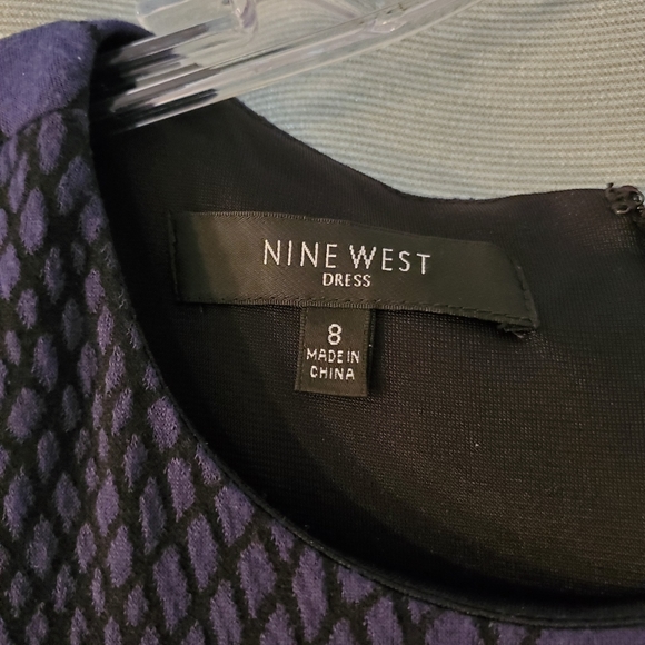 Nine West EUC Stretchy Jersey Dress - Picture 5 of 6